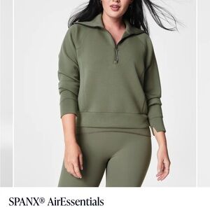 Spanx Air Essentials half zip size med